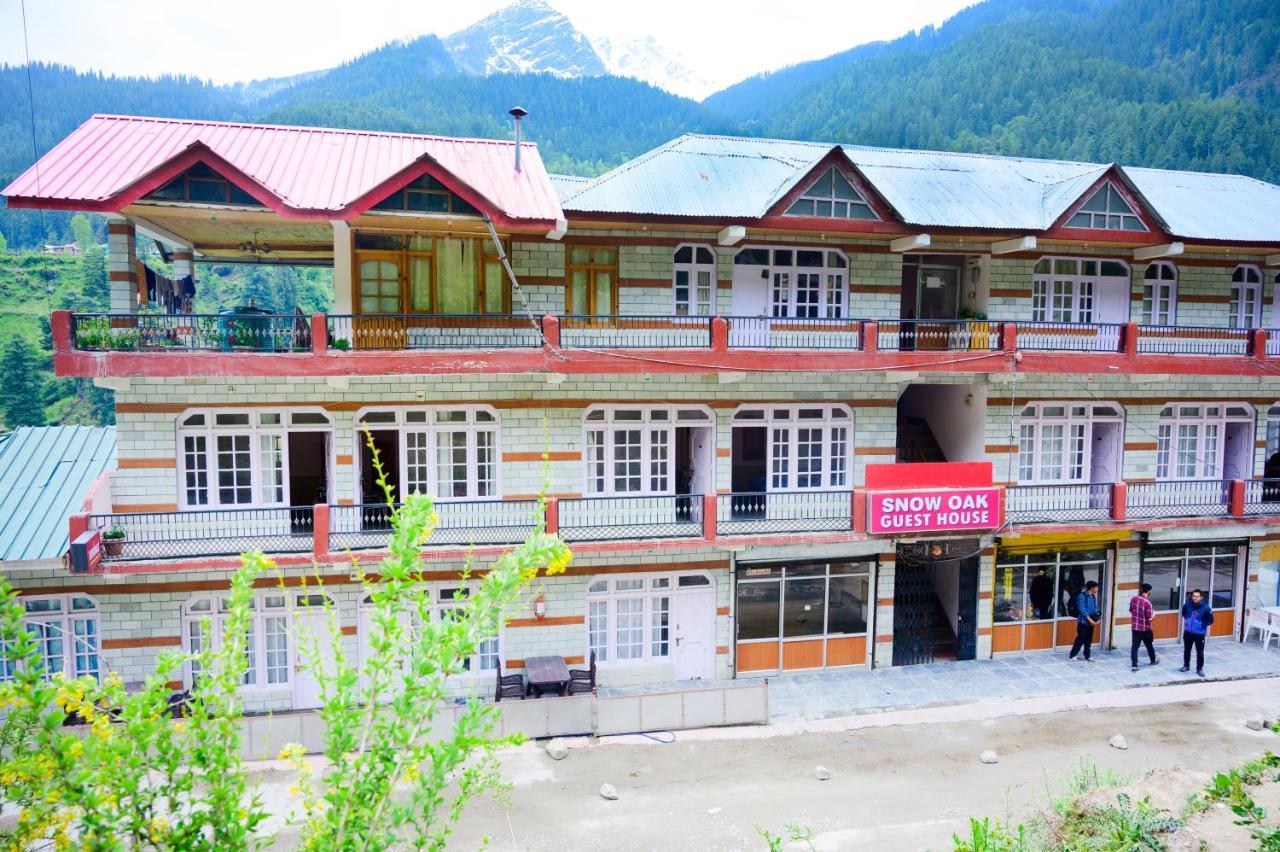 Snow Oak Guest House Kasol Esterno foto